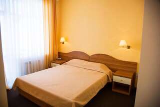 Гостиница  Бавария Сочи Номер с кроватью размера «king-size»-3